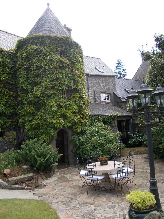 La Tourelle 22 Bed & Breakfast Quintin Bagian luar foto