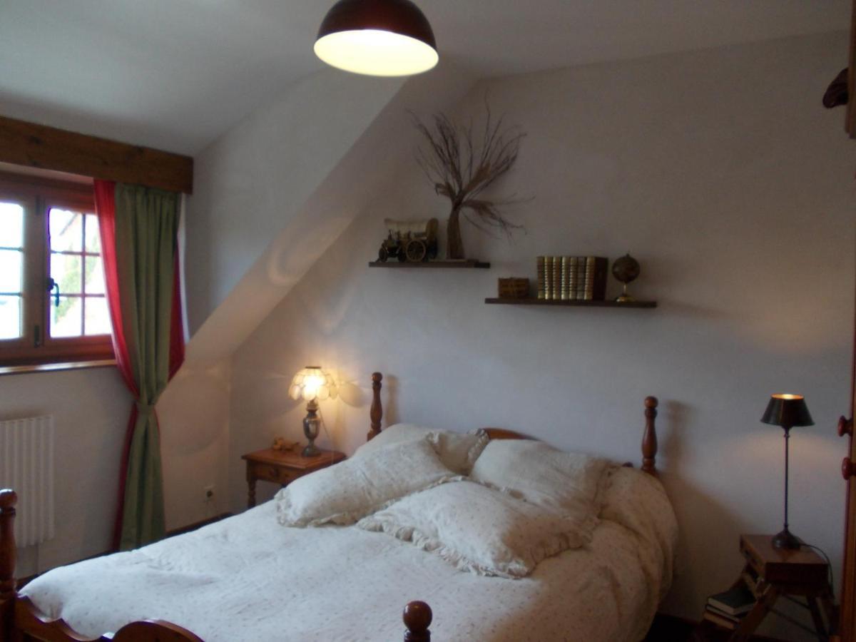 La Tourelle 22 Bed & Breakfast Quintin Bagian luar foto